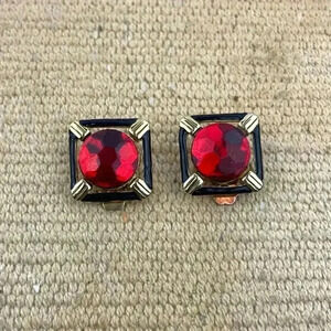 VTG Gold Tone Clip On Earrings Red Rhinestone Center Square